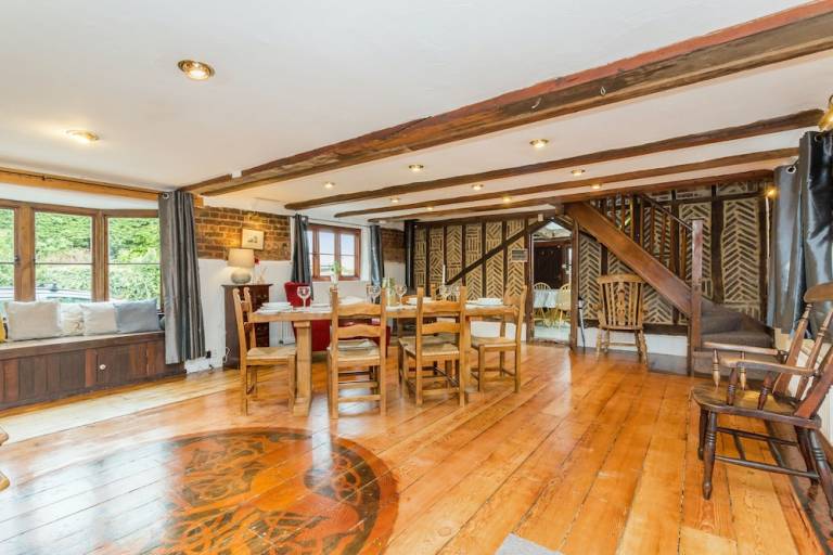 House Henfield