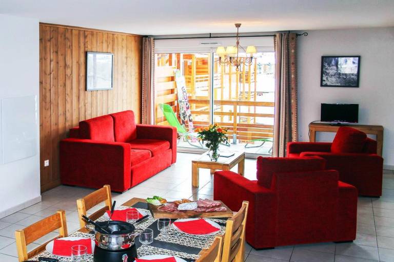 Holiday apartment with sauna, terrace & fast internet | Next to the ski | Dogs allowed — photo 2