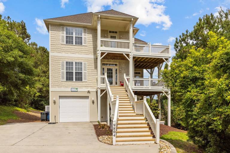 House Emerald Isle