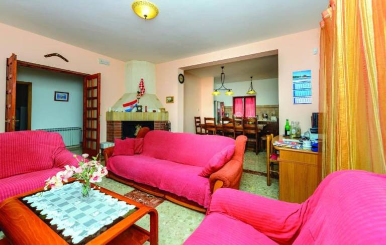 Fully equipped ample villa with patio, private pool & barbeque | Mountain view | Pets allowed — photo 4