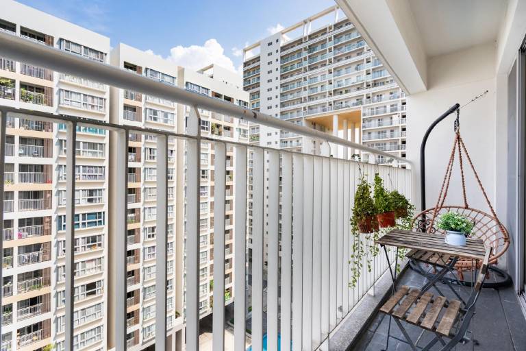 House with BBQ, jacuzzi & pool | Water view — photo 4