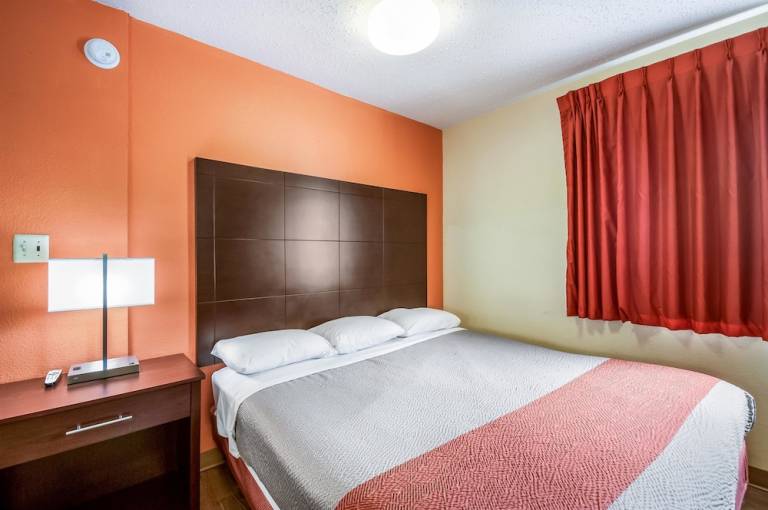 Motel  Brookland