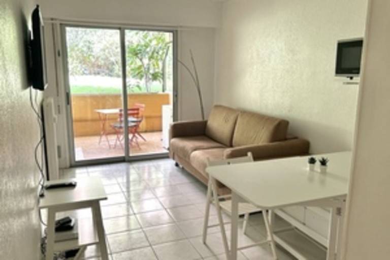 Apartment in complex with pool and tennis court — photo 2