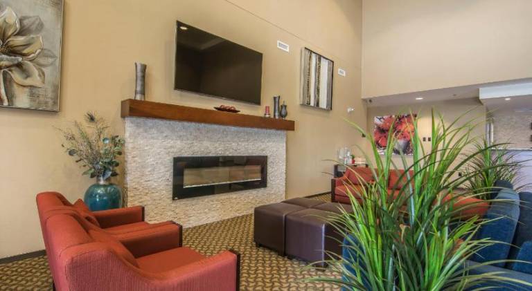 Comfort Suites Regina — photo 4