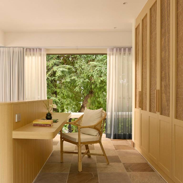 Beautiful house with pool, terrace & jacuzzi | Next to the beach | Perfect for remote work | Pets are welcome — photo 2