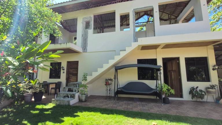 House | Pets allowed in Moalboal