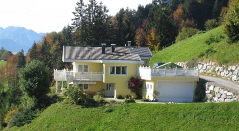 115 m&sup2; Ferienwohnung