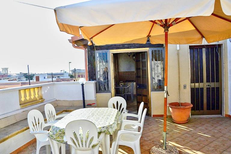 Pleasant vacation home with barbeque & patio | Next to the beach | Dogs allowed — photo 3