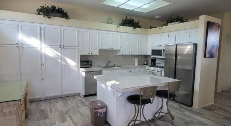 Nice house with pool & jacuzzi | Pets allowed — photo 4