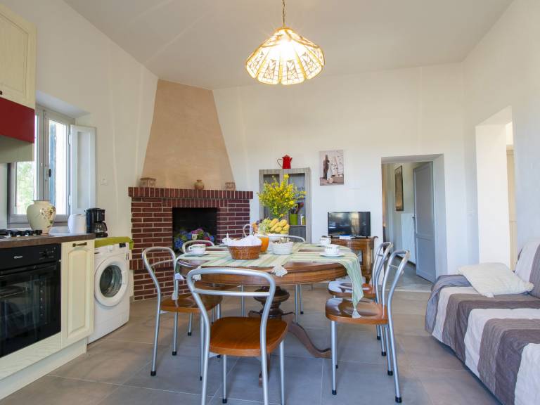 House with grill, terrace & yard | Nature view — photo 2