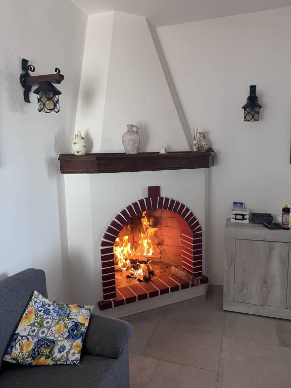 Seaside Escape with Stunning Views – Steps from Taranto’s Best Beaches! — photo 4