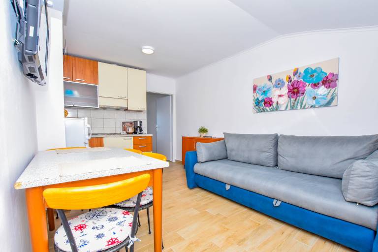Apartment with patio & barbeque | Sea view | Next to the beach | Dogs allowed — photo 4