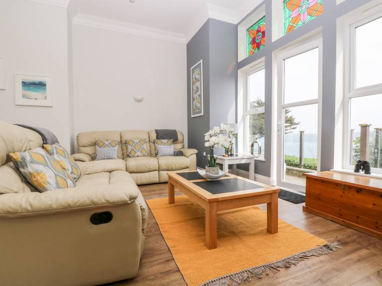 Child-friendly pleasant cottage | Beach view | Next to the beach | Pets are welcome — photo 2