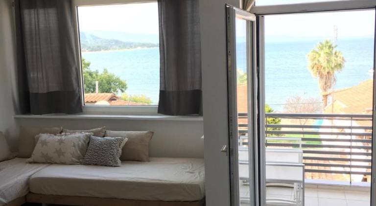 Charming holiday apartment with terrace | Next to the beach | Pets are welcome — photo 2