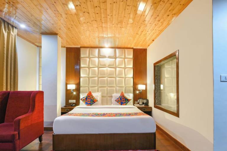 OnlyStay Alpine