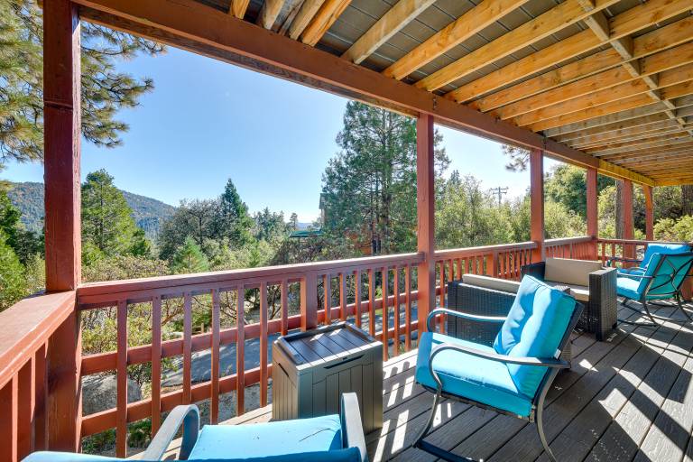 Day Trip to Music Fests! Idyllwild Home w/ Hot Tub — photo 2