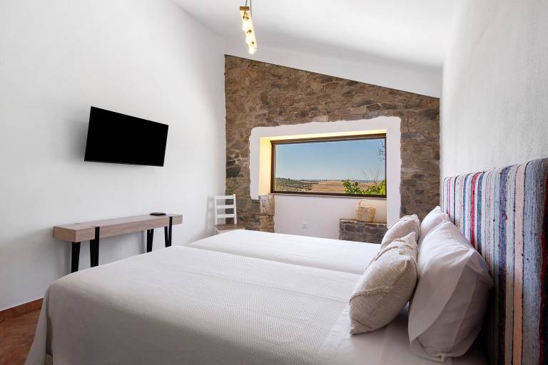 Country House 'Casas Do Monte I - T2' with Mountain View, Wi-Fi and Air Conditioning — photo 2