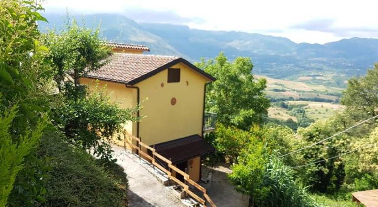 House with 2 rooms for 5 persons — photo 4