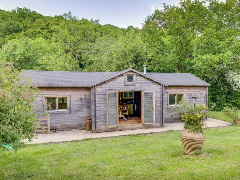 Cottage  Ashreigney