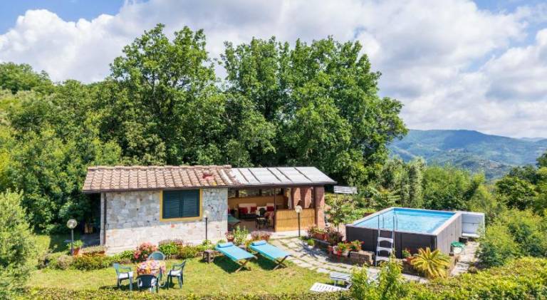 Charming vacation home with pool | Dogs allowed in Montecarlo