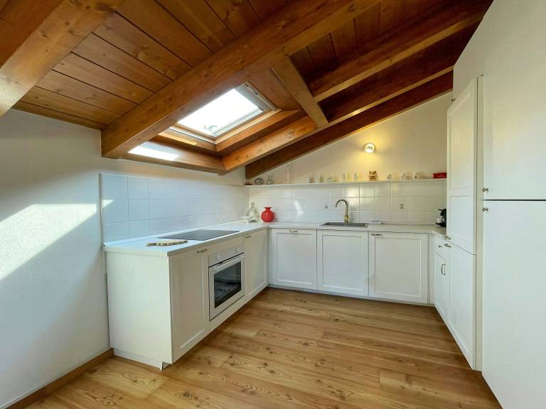 Family-friendly beautiful apartment with BBQ, yard & patio | Sea view | Suitable for remote work | Pets are welcome — photo 5