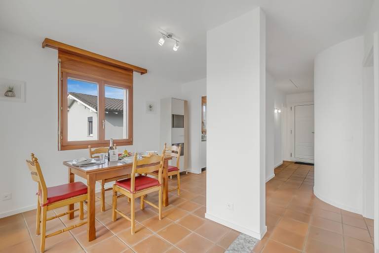 Rental apartment with patio | Mountain view — photo 4