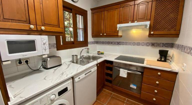 Fully equipped rental apartment with pool, garden & terrace | Suitable for remote work | Pet-friendly — photo 5