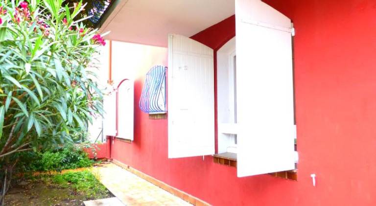 Holiday apartment with 1 room for 5 persons — photo 3