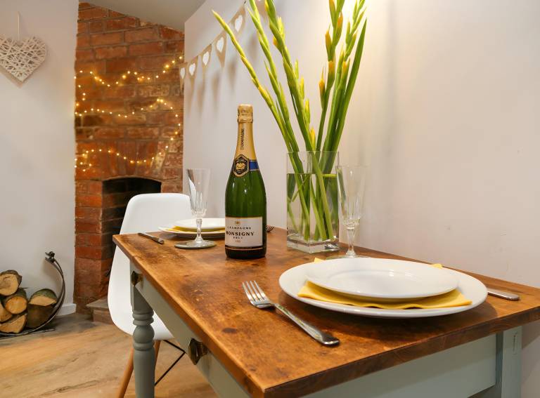 Charming bungalow with garden | Pet-friendly — photo 3