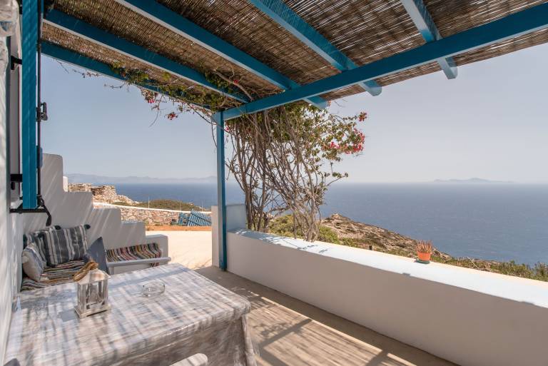 Holiday Home 'Mesaria' with Sea View, Wi-Fi and Air Conditioning in Naxos