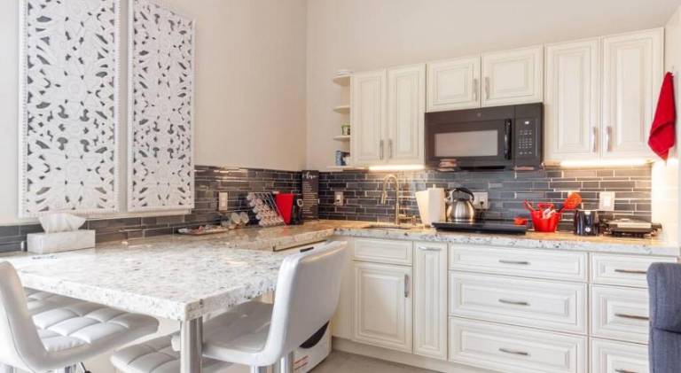 Fort Lauderdale guest house — photo 4