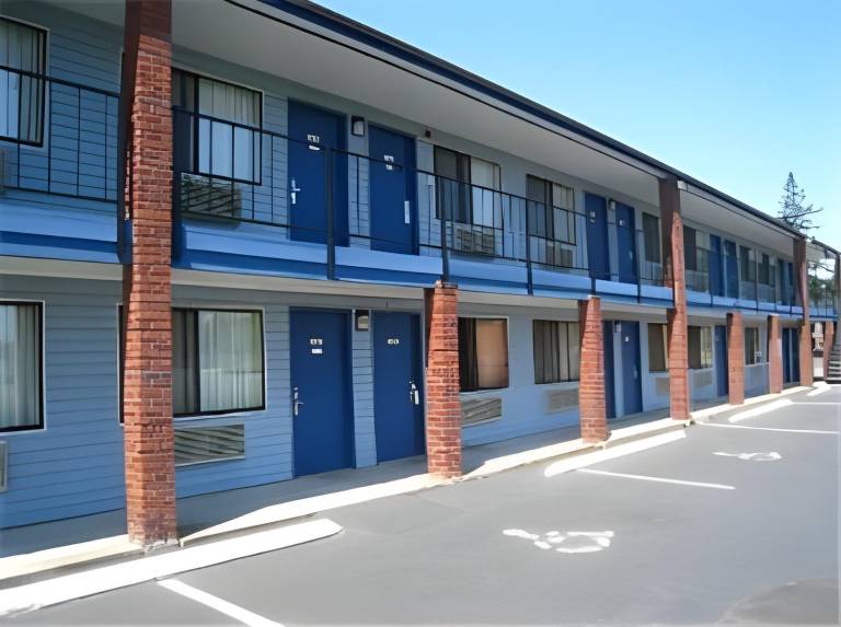 Super 8 by Wyndham Vancouver East in Vancouver, WA