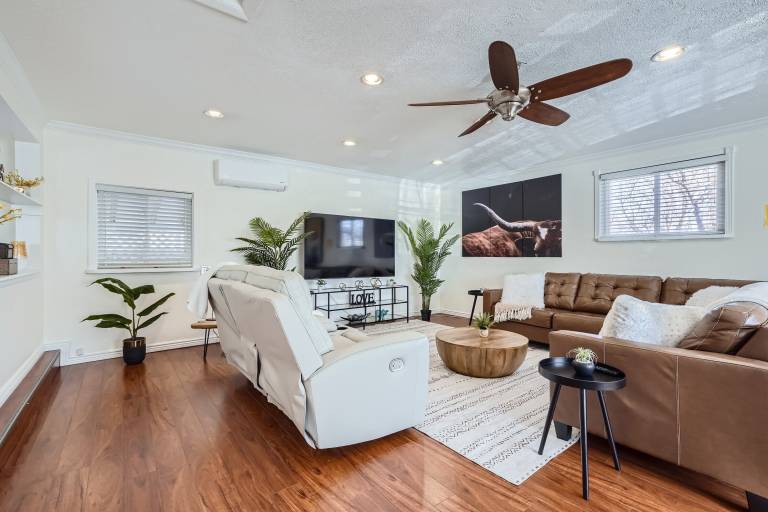 House  Arvada