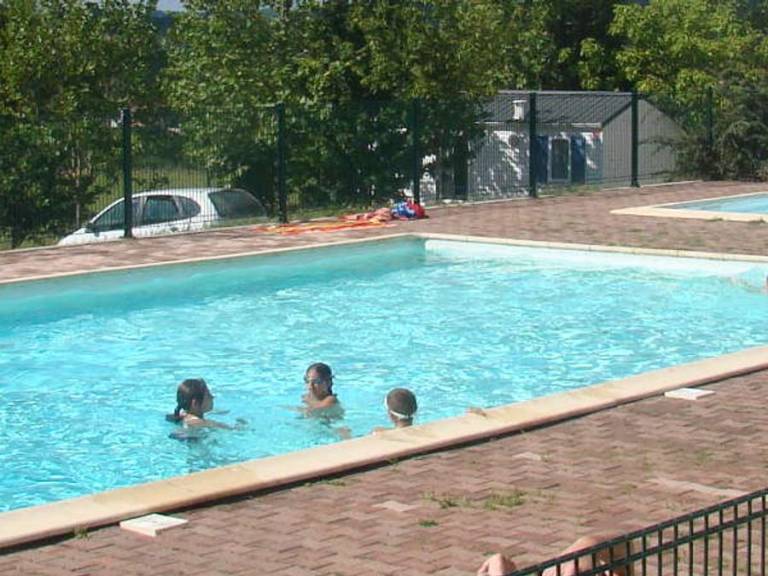 Mobile home with pool | Pet-friendly — photo 2