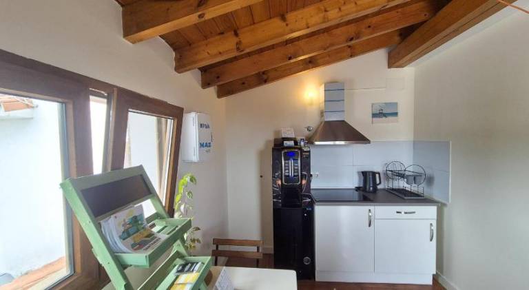 Holiday apartment with BBQ, garden & terrace | Beach nearby | Pets allowed — photo 4