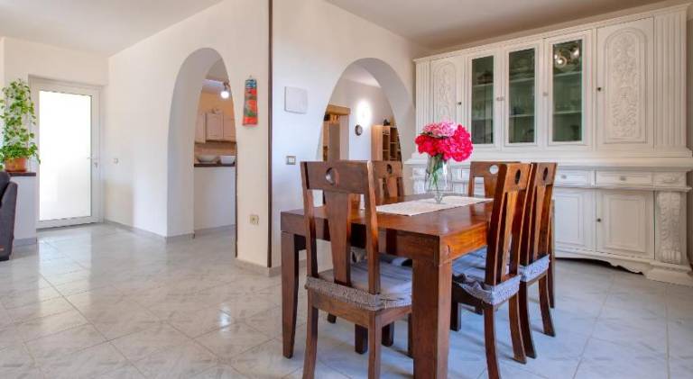 Rental apartment with 3 rooms for 8 persons — photo 3