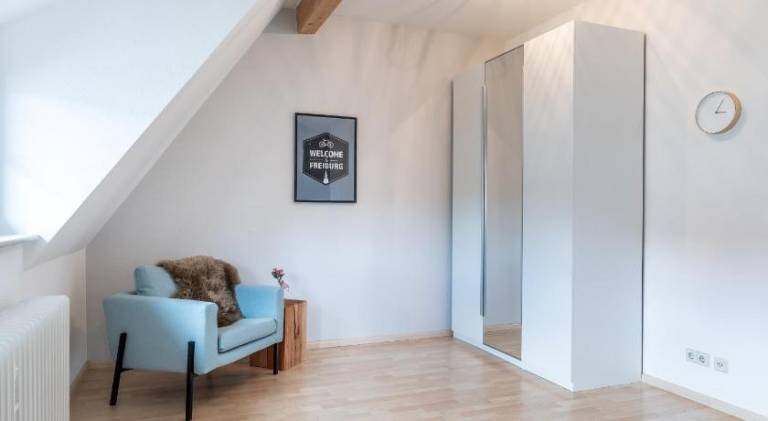 Holiday apartment with patio — photo 4