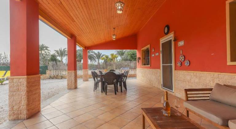 Beautiful vacation home with pool | Pets allowed — photo 2