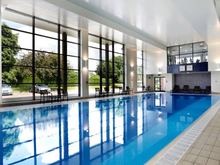 Macdonald Alveston Manor Hotel in Warwick