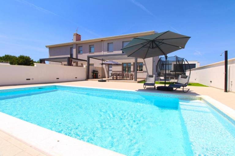 Villa Bale