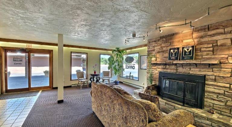 Rodeway Inn Gunnison - Crested Butte — photo 2