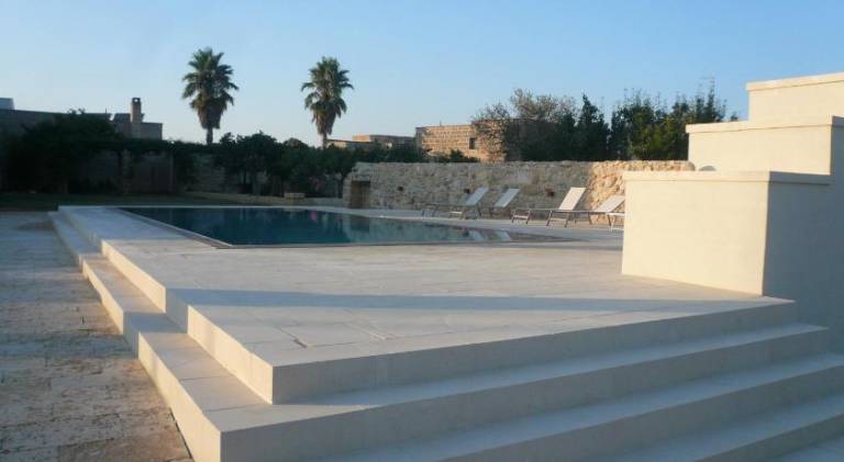 Vacation home with patio, grill & private pool — photo 3