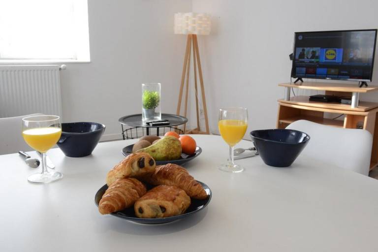 Rental apartment with 2 rooms for 5 persons — photo 4