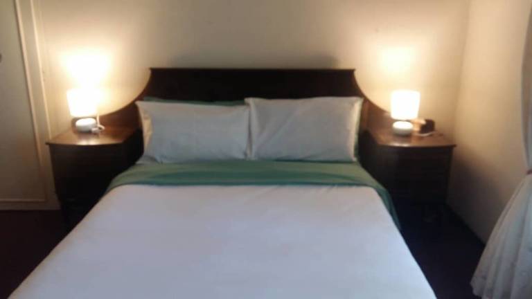 Private room  New Marlborough