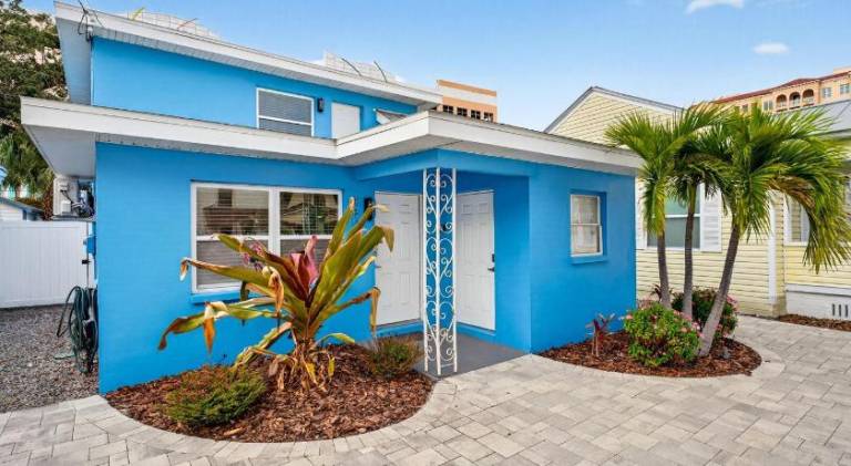 House with 3 rooms for 8 persons in Clearwater Beach, FL