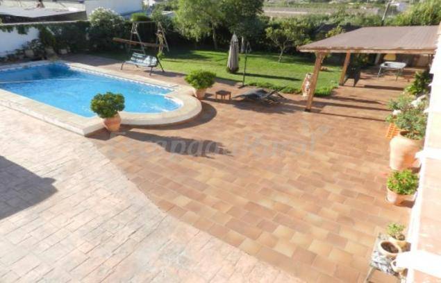 Child-friendly cottage with garden, terrace & pool | Mountain view | Dogs allowed — photo 3