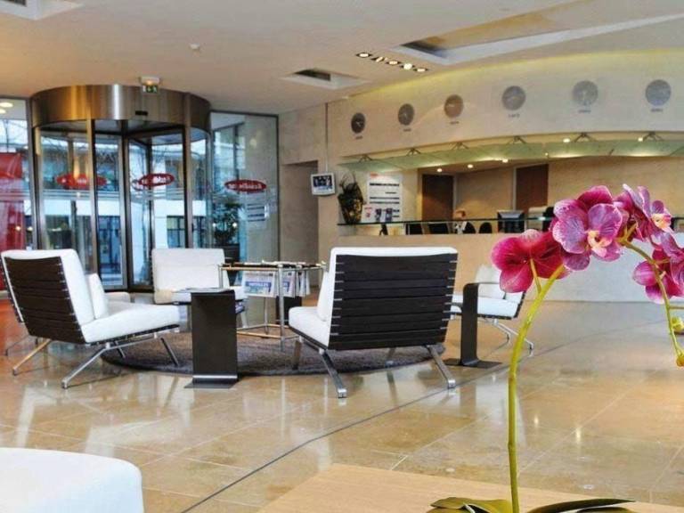 Nice serviced apartment with yard & terrace | Pets allowed — photo 4