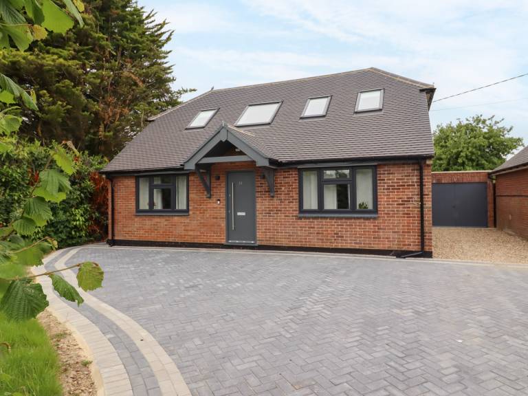 Children-friendly wonderful cottage with yard | Dogs allowed — photo 4
