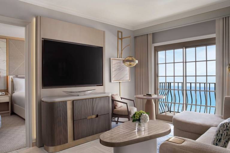 Resort Pelican Bay
