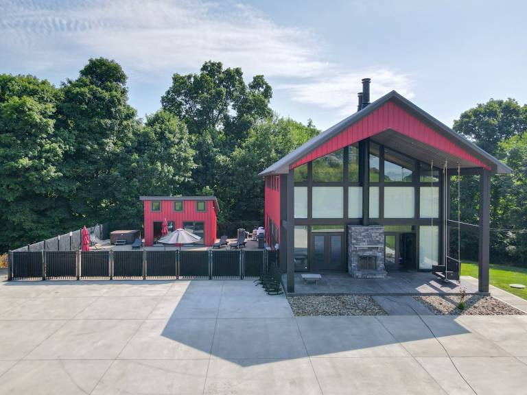 Casa Senecaville